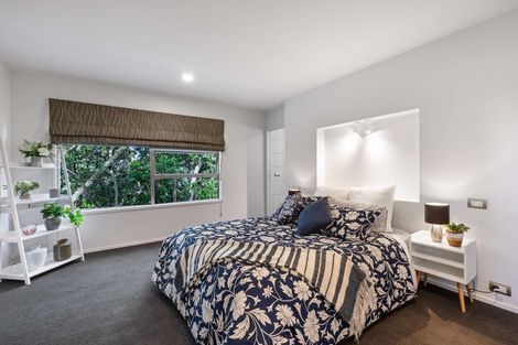 Photo of property in 76 Bay Street, Red Beach, 0932