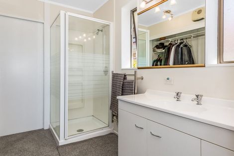 Photo of property in 36 Leeward Drive, Whitby, Porirua, 5024