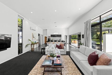 Photo of property in 7 Carnaby Close, St Albans, Christchurch, 8052