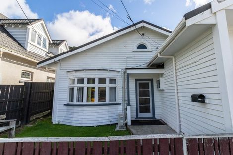 Photo of property in 1/364 The Parade, Island Bay, Wellington, 6023