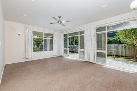 Photo of property in 17 Highwood Grove, Torbay, Auckland, 0630