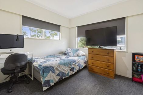 Photo of property in 208 Mahia Road, Weymouth, Auckland, 2103