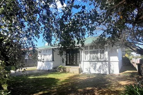 Photo of property in 68 Chelwood Street, Takaro, Palmerston North, 4412
