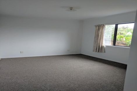 Photo of property in 11 Randal Place, Bayview, Auckland, 0629