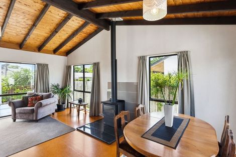 Photo of property in 6 Percival Road, Paraparaumu Beach, Paraparaumu, 5032