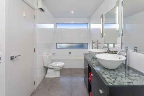 Photo of property in 21 Northwater Drive, Northwood, Christchurch, 8051