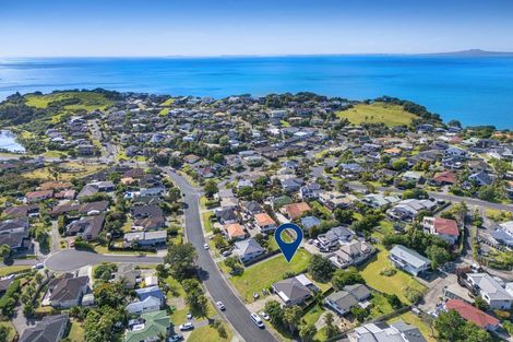 Photo of property in 47 Ferry Road, Arkles Bay, Whangaparaoa, 0932
