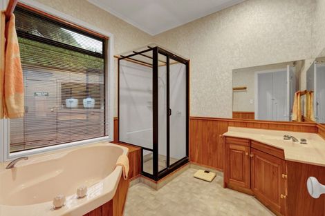 Photo of property in 23f Veale Road, Frankleigh Park, New Plymouth, 4310