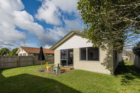 Photo of property in 11 Tranmere Road, Fairfield, Hamilton, 3214