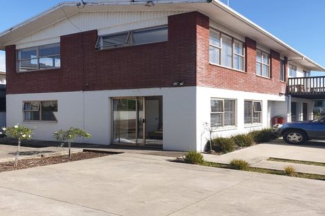 Photo of property in 15 Stonehurst Avenue, Waiuku, 2123