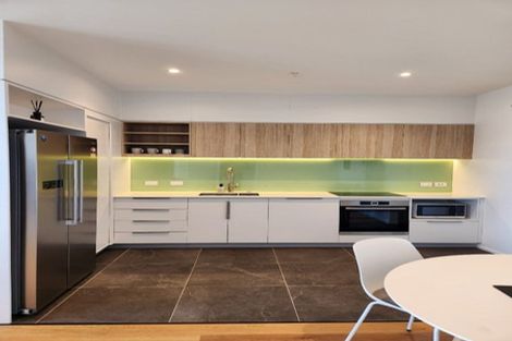 Photo of property in 1 Buscomb Avenue, Henderson, Auckland, 0610