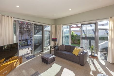 Photo of property in 2 Beckett Lane, Raumati Beach, Paraparaumu, 5032
