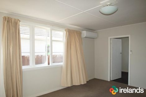 Photo of property in 9 Wilmot Street, Northcote, Christchurch, 8052