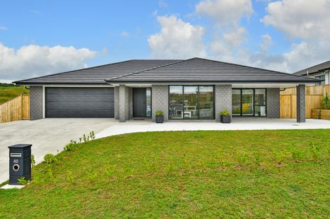 Photo of property in 40 Peacock Place, Pokeno, 2402