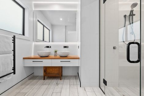 Photo of property in 20 Westwood Street, Greytown, 5712