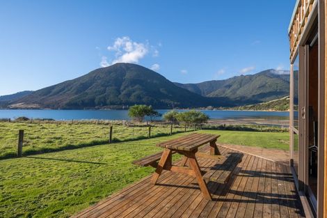 Photo of property in 803 Manaroa Road, Manaroa, Picton, 7282