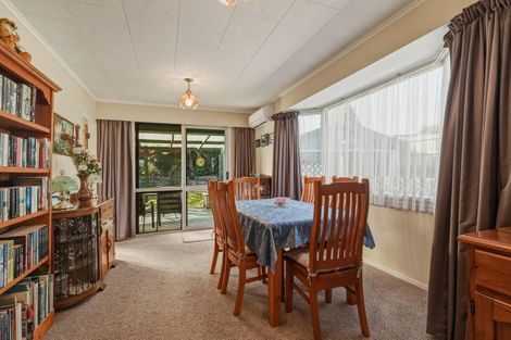 Photo of property in 5 Corilin Place, Mangakakahi, Rotorua, 3015