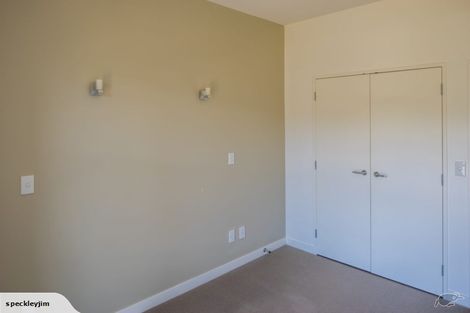Photo of property in 51 Tiketike Way, Brooklyn, Wellington, 6021