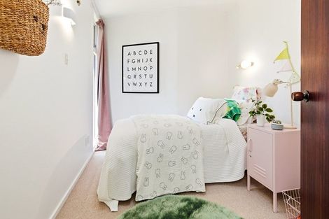 Photo of property in 10 Mathieson Avenue, Khandallah, Wellington, 6035
