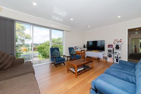 Photo of property in 68 Triangle Road, Massey, Auckland, 0614