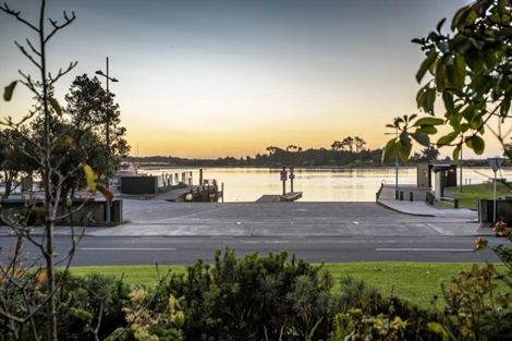 Photo of property in 33 Muriwai Drive, Whakatane, 3120