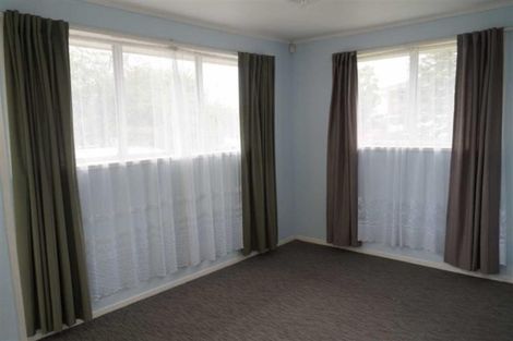 Photo of property in 61 Harrington Road, Henderson, Auckland, 0610