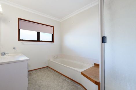 Photo of property in 2 Heron Avenue, Matua, Tauranga, 3110
