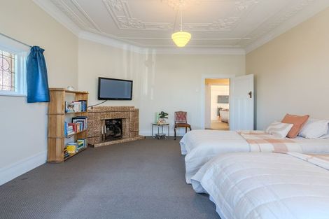 Photo of property in 362 Bay View Road, Saint Clair, Dunedin, 9012