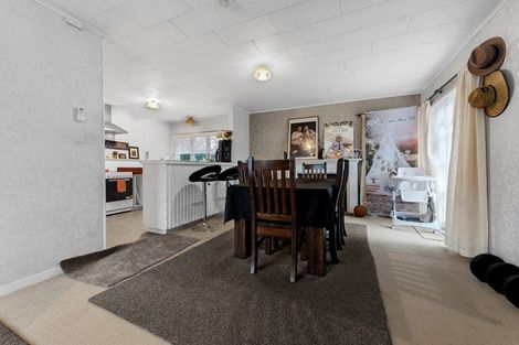Photo of property in 81 Kayes Road, Pukekohe, 2120