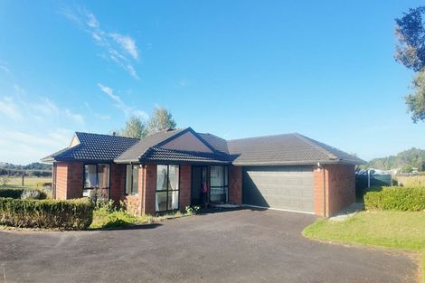 Photo of property in 460 Bald Hill Road, Waiuku, 2681