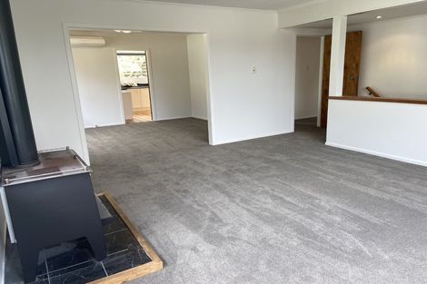 Photo of property in 162 Broderick Road, Johnsonville, Wellington, 6037