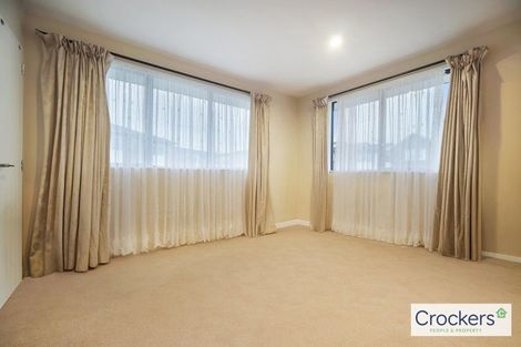 Photo of property in 2 Conti Drive, Flat Bush, Auckland, 2019