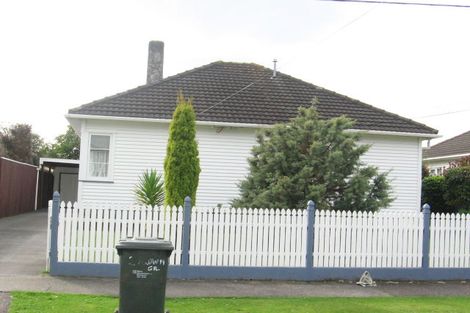 Photo of property in 2 Brown Grove, Fairfield, Lower Hutt, 5011