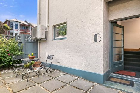 Photo of property in 53 Manor Place, Dunedin Central, Dunedin, 9016