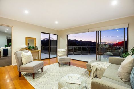 Photo of property in 22 Sailmaker Close, Whitby, Porirua, 5024