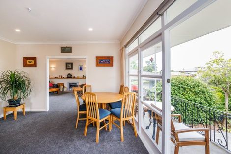 Photo of property in 5 Wigan Place, Hokowhitu, Palmerston North, 4410