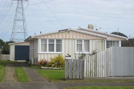 Photo of property in 25 Marama Crescent, Spotswood, New Plymouth, 4310