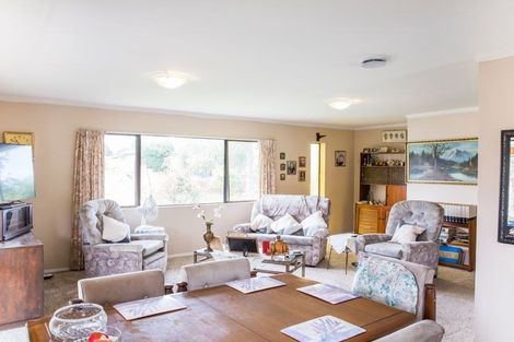 Photo of property in 15 Hilltop Road, Parkvale, Tauranga, 3112