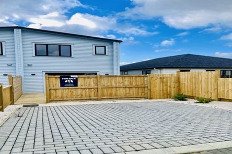 Photo of property in 42 Auranga Drive, Karaka, 2113