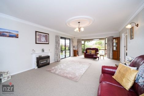 Photo of property in 21 Fiona Crescent, Feilding, 4702