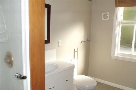 Photo of property in 122 Ohiro Road, Brooklyn, Wellington, 6021