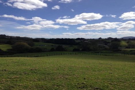 Photo of property in 102 Settlement Road, Kaiwaka, 0573