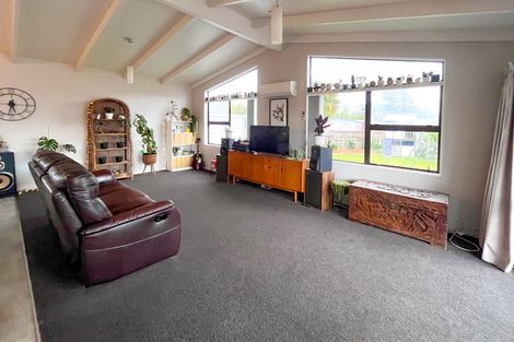Photo of property in 10 Kanuka Place, Edgecumbe, 3120
