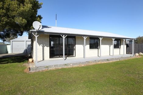 Photo of property in 14 Northlee Place, Flaxmere, Hastings, 4120
