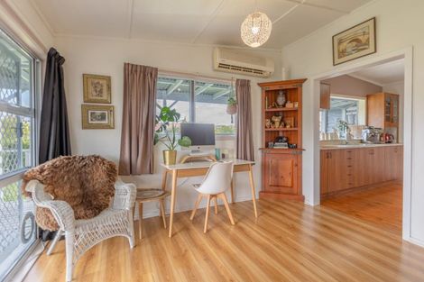 Photo of property in 50 Bibby Street, Waipawa, 4210