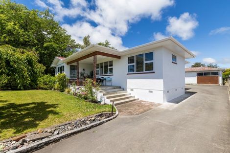 Photo of property in 27 Saint Hill Lane, Havelock North, 4130