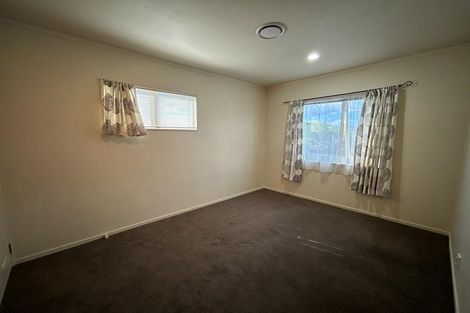 Photo of property in 17 Kora Avenue, Ranui, Auckland, 0612