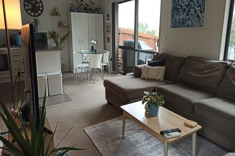 Photo of property in 146d Glengarry Road, Glen Eden, Auckland, 0602