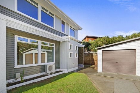 Photo of property in 21 Hector Street, Seatoun, Wellington, 6022