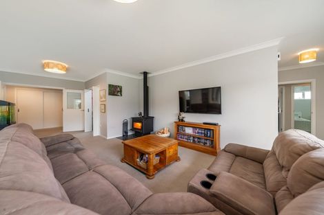 Photo of property in 21 Flotilla Place, Whitby, Porirua, 5024